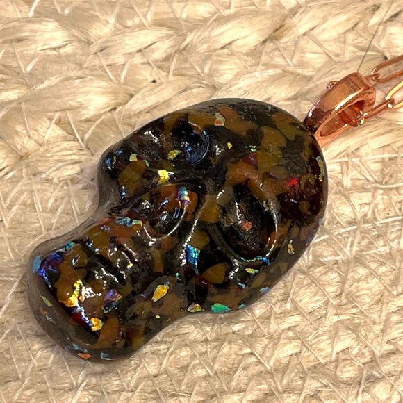 Dichroic Glass Skull Pendants - Picture 5 of 14